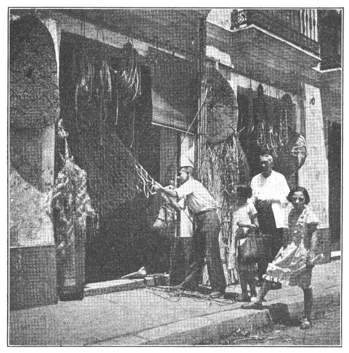 A NET MAKER, SEVILLE