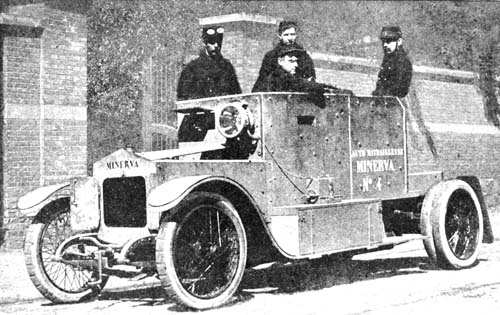 MINERVA ARMOURED CAR WITH MACHINE GUN