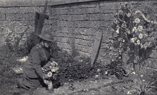 The centuries-old gray
cemetery in Treveray